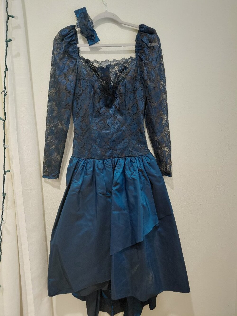 Vintage Union Made 80s Prom Lace Dress Taffeta Blue Long Sleeve Skirt Size 6